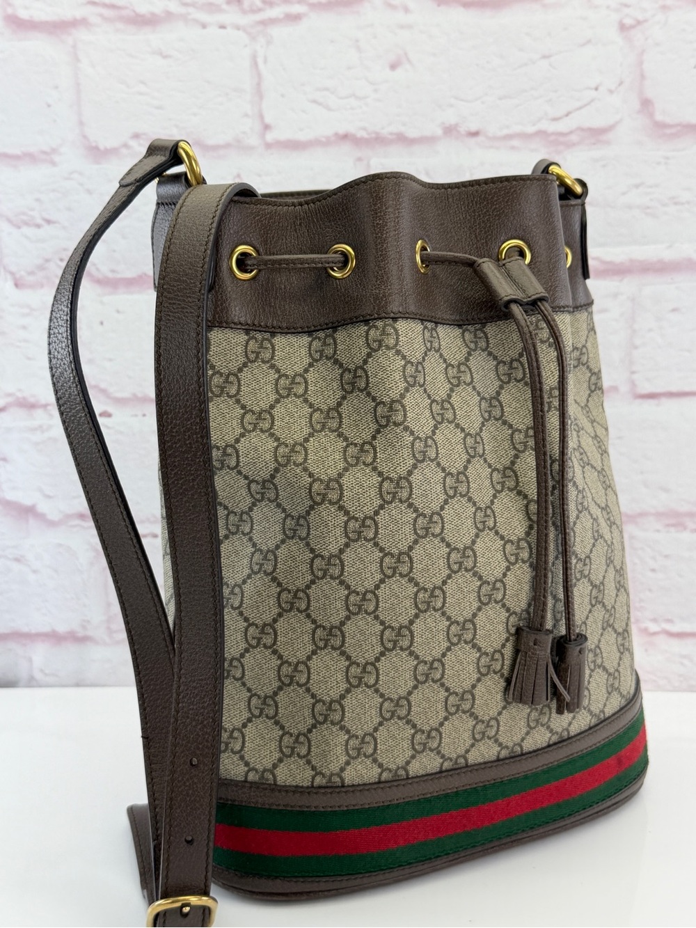Gucci GG Supreme Medium Ophidia Bucket Bag - Picture 2 of 12